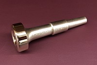 標準は銀メッキ仕様