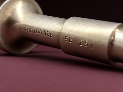 手彫り刻印仕様