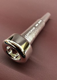 標準はヘビーボディ銀メッキ仕様