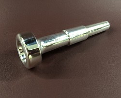 クラシック仕様の標準ボディー